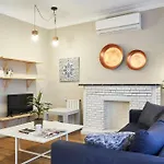 Апартаменты Spacious 3brapartment In Poblesec With Balcony Барселона