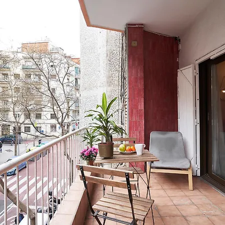 Апартаменты Spacious 3brapartment In Poblesec With Balcony *