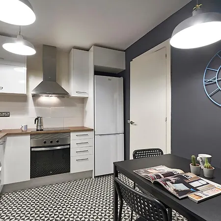 Appartement Spacious 3brapartment In Poblesec With Balcony Barcelone