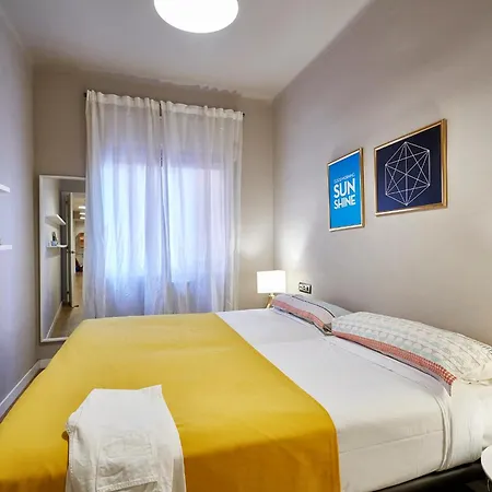 Spacious 3brapartment In Poblesec With Balcony Appartement