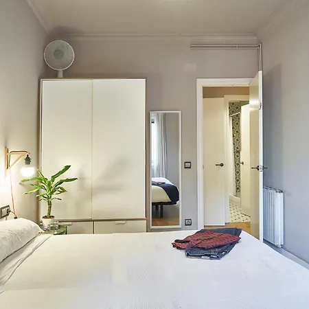 Appartement Spacious 3brapartment In Poblesec With Balcony